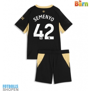 Billiga Manchester City Antoine Semenyo #42 Bortatröja Barn 2026-27 Kortärmad (+ Korta byxor)